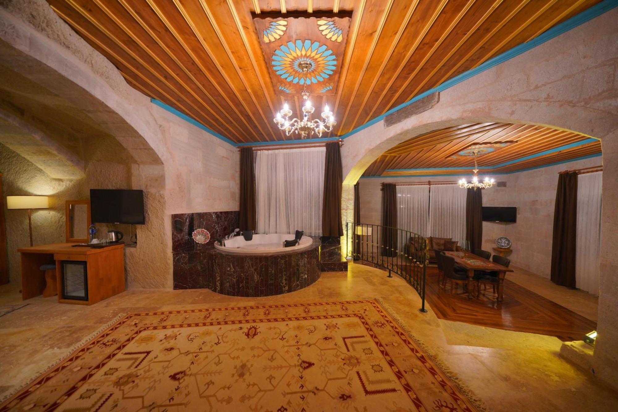 Cappadocia Secret Hill Cave Suites غوريمِيه المظهر الخارجي الصورة
